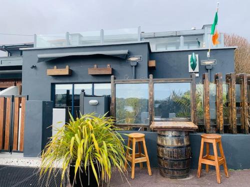Caherdaniel Apartment | Maisie Ryan's Beach Accommodation