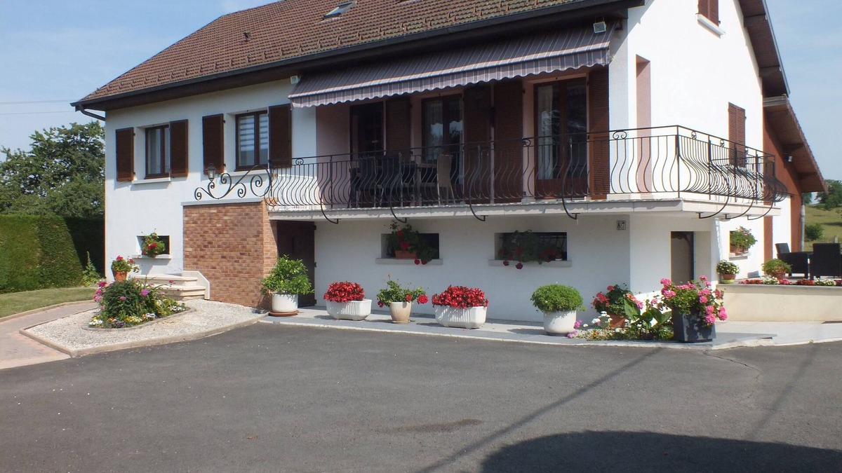 Fougerolles House | Maison Calme, au Cœur D'une Campagne Verdoyante
