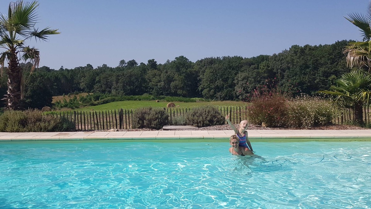 Saint-Crepin-d'Auberoche House | Maison De Charme heated swimming pool : "Chez Paulette " Calm, Space, pétanque.