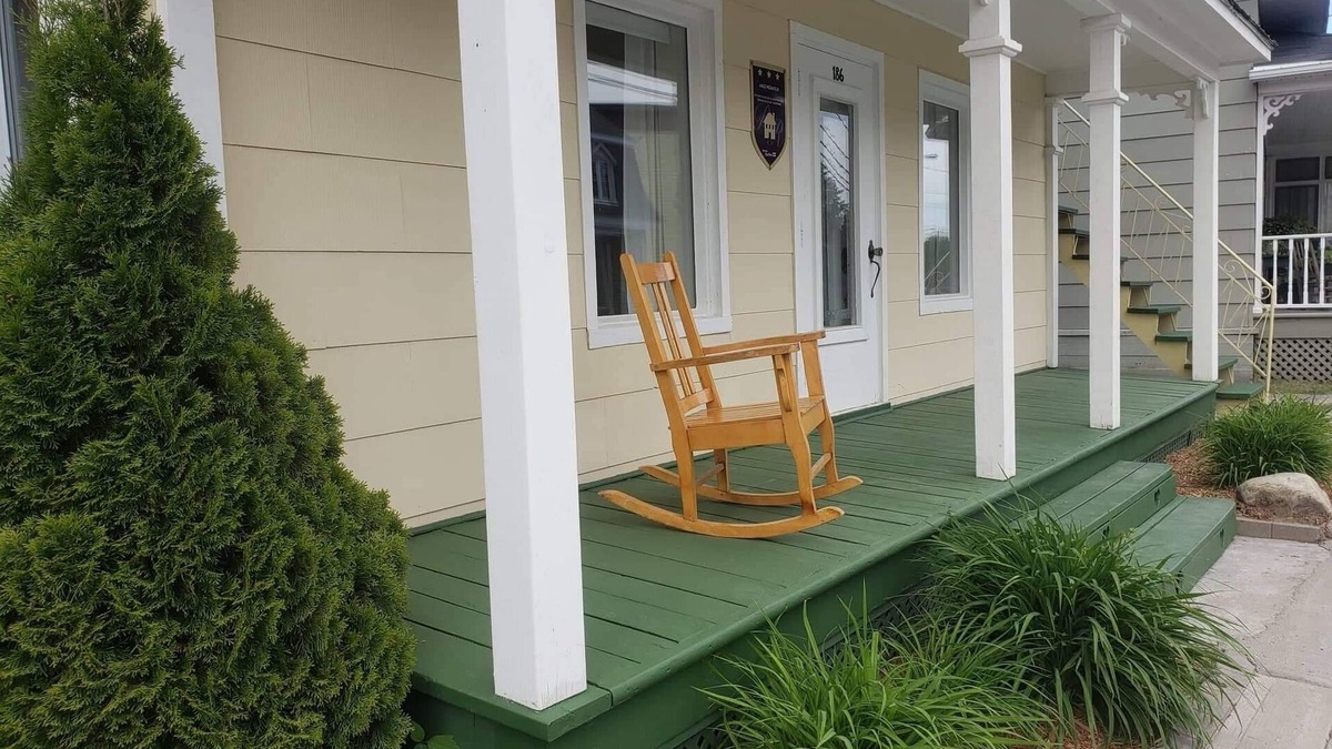 Baie-St-Paul House | Maison à 2 pas du village de Baie-Saint-Paul