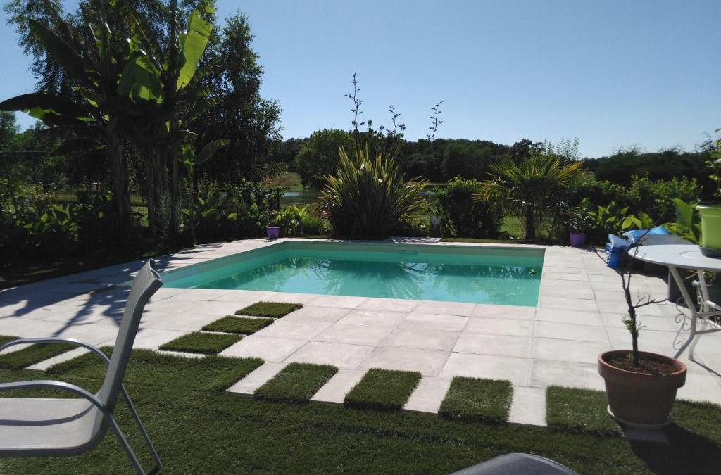 Lavergne House | Maison à la campagne