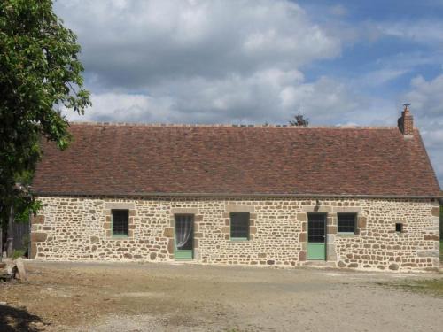 La Baroche-sous-Luce House | Maison écologique du XVe siècle avec jardin clos et garage, idéale pour une escapade paisible - FR-1-497-7