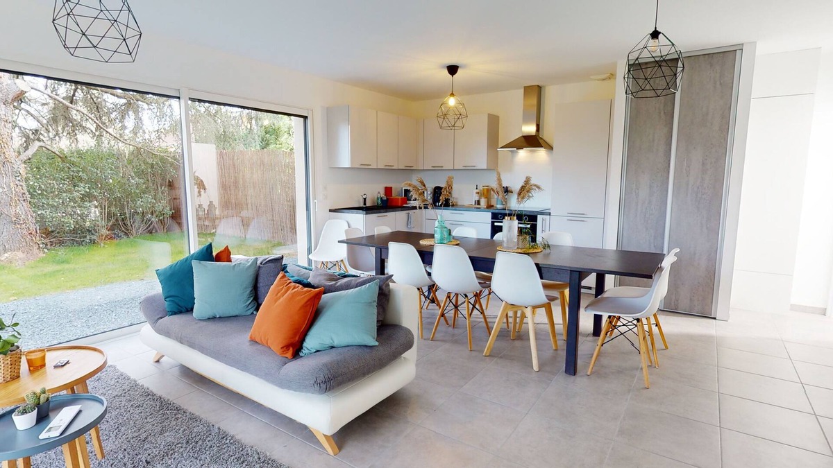 Brignais House | Maison 12 Personnes à 20mn Lyon / 25mn Eurexpo