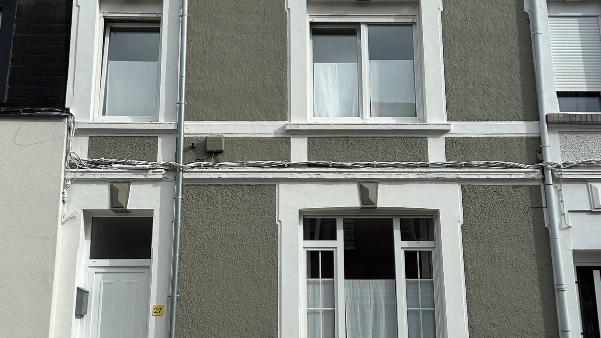 Calais House | Maison 4 Chambres Avec Grand Jardin