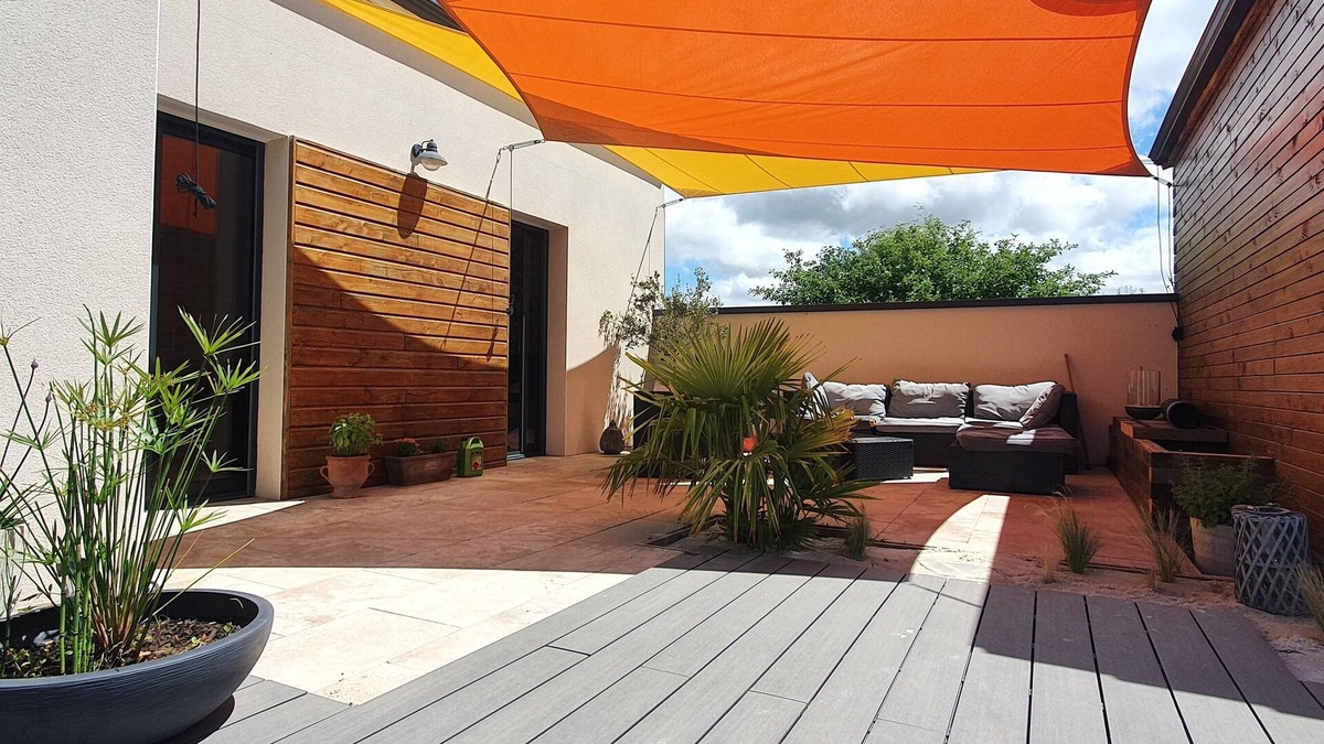 Les Moutiers-en-Retz House | Maison 6 Personnes Avec Piscine D'intérieur Proche de la mer