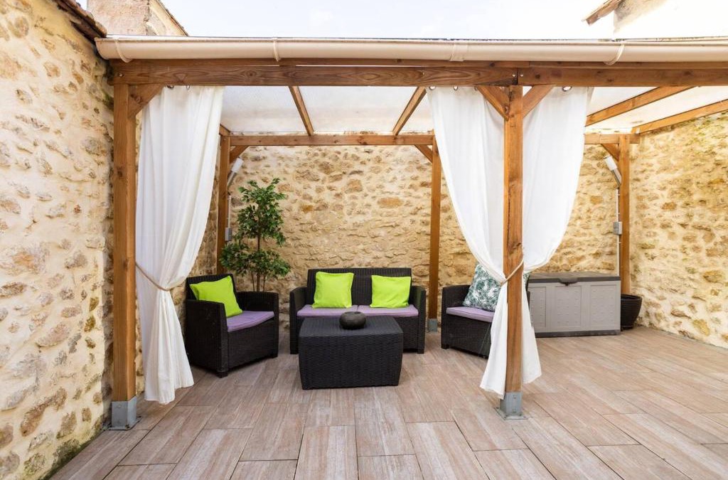 Noyen-sur-Sarthe House | Maison accueillante à Noyen-sur-Sarthe avec terrasse