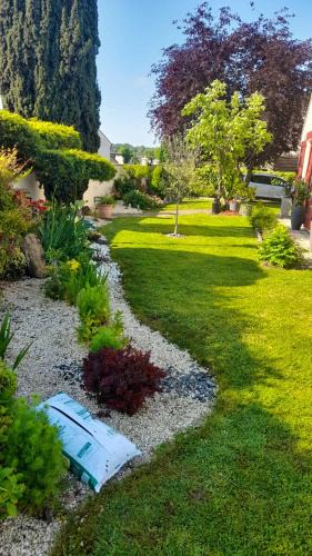 Champcueil House | Maison accueillante avec jardin à Champcueil