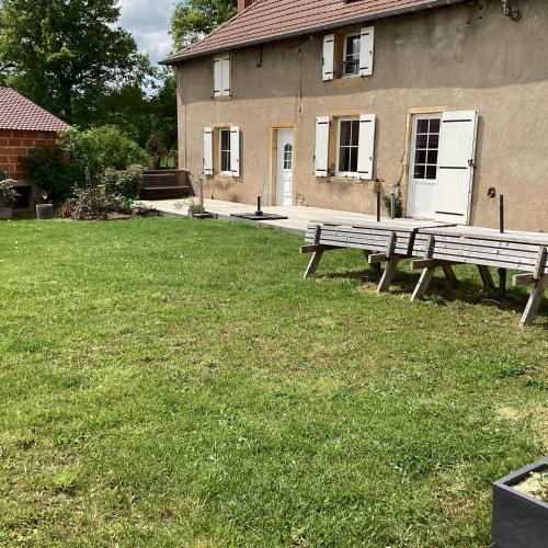 Avrilly Bed & Breakfast | Maison Allianes
