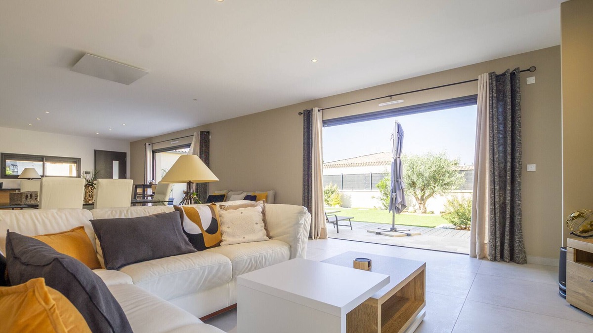 Robion Villa | Maison Allies - with private pool in Robion
