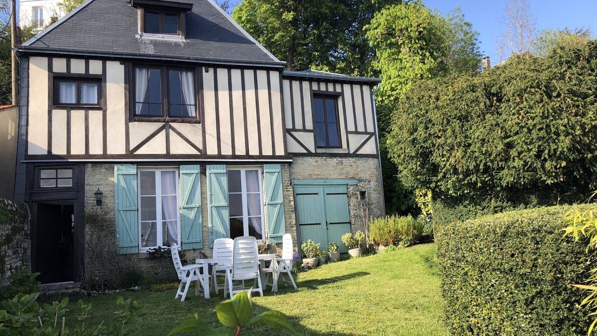 Sainte Marie - Saint Leon House | Maison Ancienne Avec son Jardin Privatif