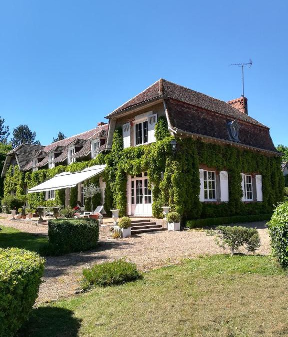 Montcresson Bed & Breakfast | Maison Angulus Ridet