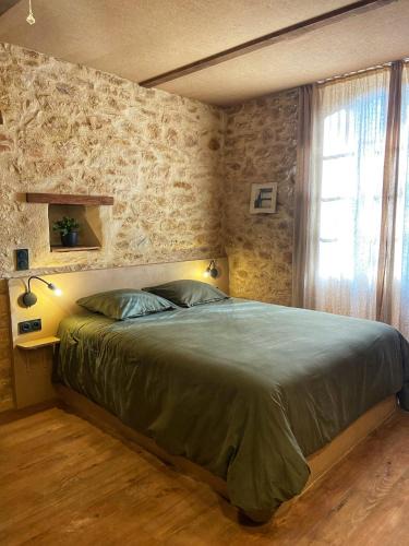 Sauveterre-la-Lemance House | Maison as Cambous