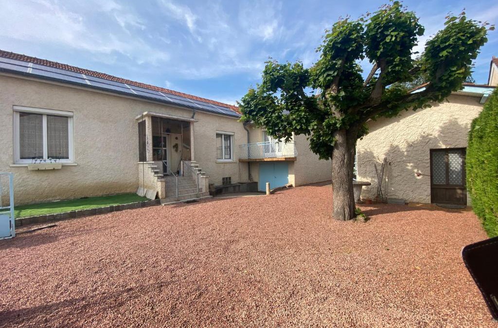 Riorges Villa | Maison au calme, 6 voyageurs