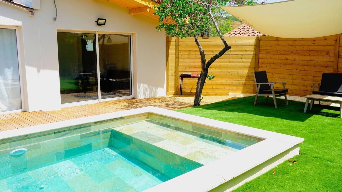 Cabrieres Villa | Maison au calme avec piscine privée.