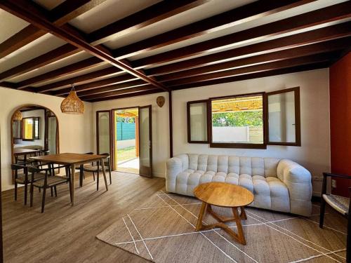 Etang Sale Les Bains House | Maison au charme créole - Accès privé à la plage