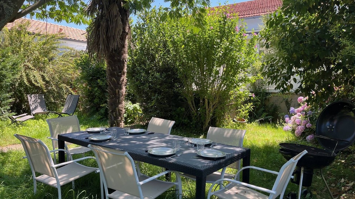 Cenon House | Maison Avec Jardin et Véranda Proche Bordeaux et Tramway