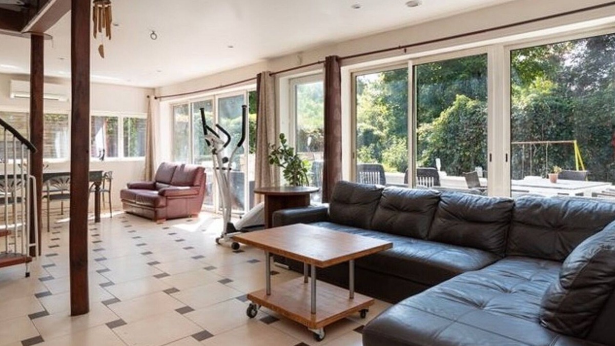 La Pie House | Maison Avec Jardin sur une ile Privée aux Portes de Paris