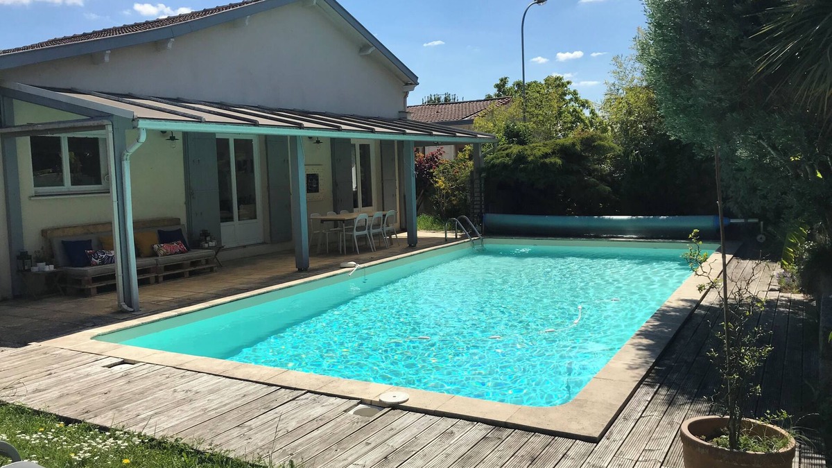 Begles House | Maison Avec Piscine à 10 Minutes du Centre de Bordeaux