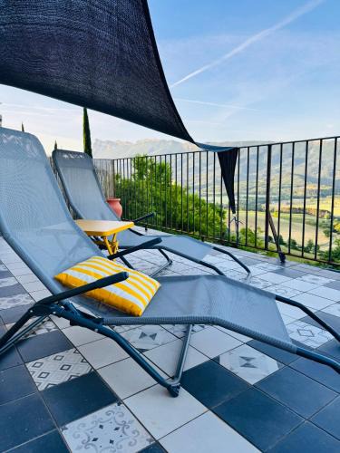 Mirabel-et-Blacons House | Maison avec toit terrasse dans le vieux Mirabel