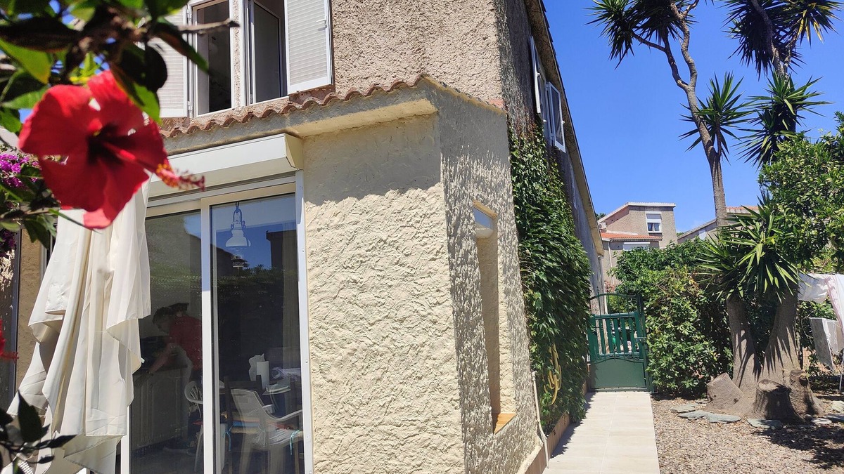 Pineto House | Maison Bord de mer 2/6 pers plage à 200m 3 ch 2 bains Clim Wifi jard Park code