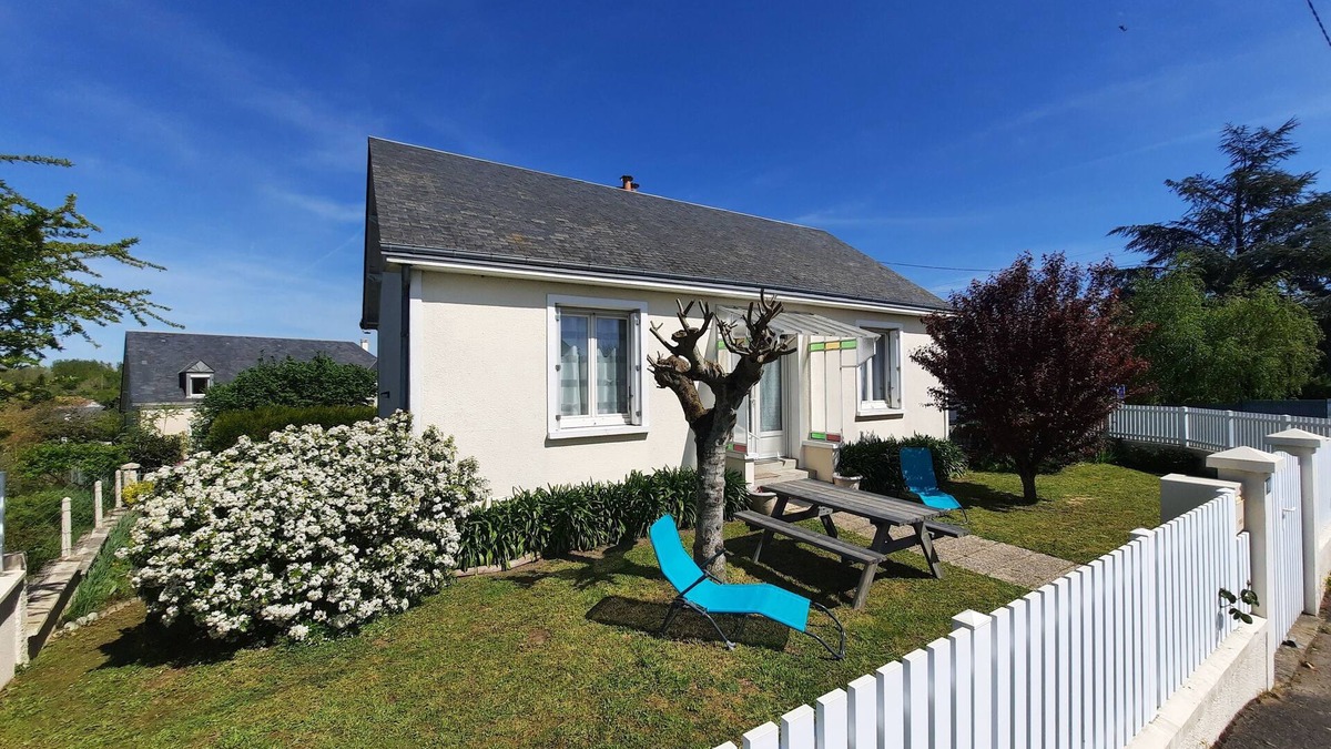 Montlouis-sur-Loire House | Maison Calme Proche Loire à Vélo