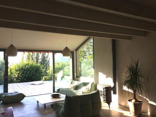 Truinas House | MAISON CALME ET LUMINEUSE OUVERTE SUR LA NATURE