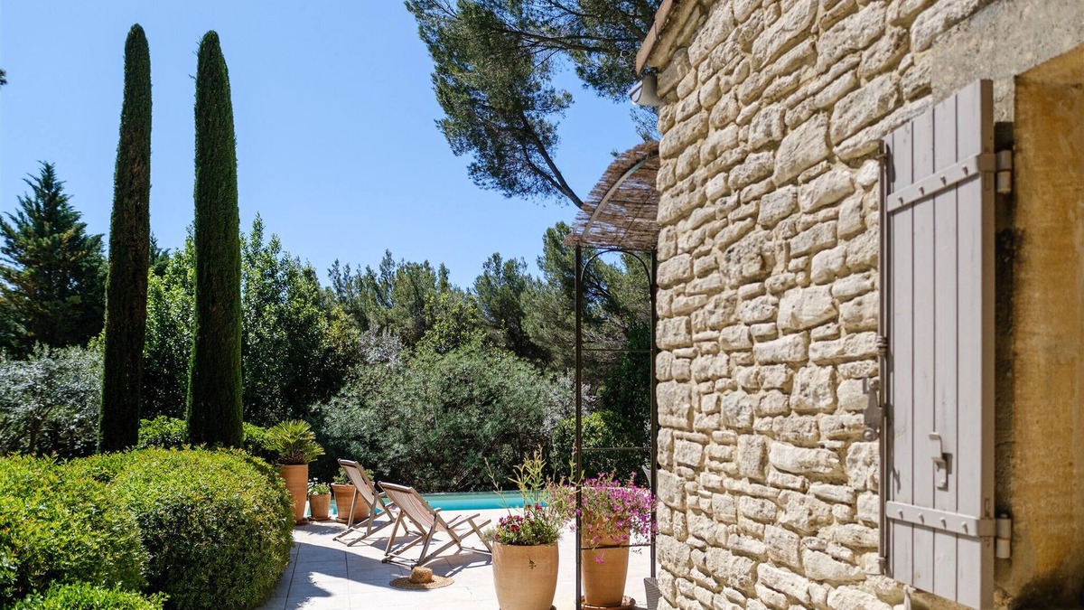 Pernes-les-Fontaines Villa | MAISON CAPUCINE - LUXURY VILLA + HEATED POOL + CONCIERGE SERVICE
