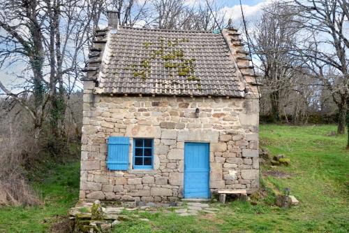 Correze House | Maison charmante à Meyrignac-l'Église avec cheminée