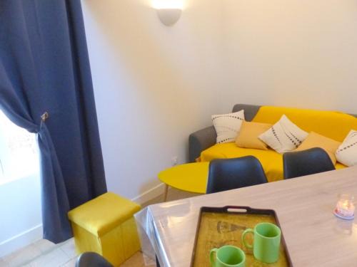Brout-Vernet House | Maison cocooning avec jardin et cheminée près de Vichy – vélos et animaux acceptés - FR-1-489-68