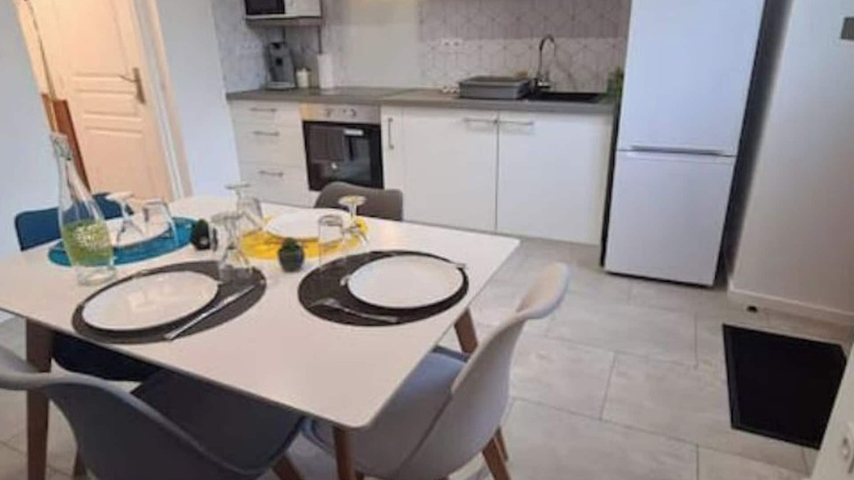 Hericourt House | Maison Complète 12 Personnes