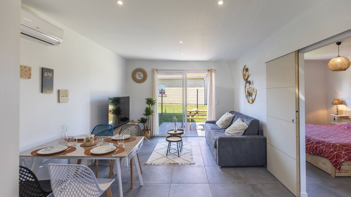 Soumoulou House | Maison Cosy Avec Jardin Dans les Pyrénées