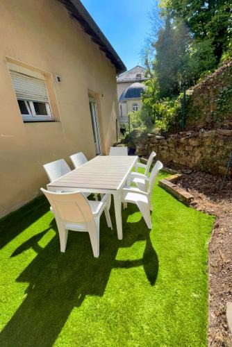Hayange Apartment | Maison cosy avec jardin, wifi et parking gratuit