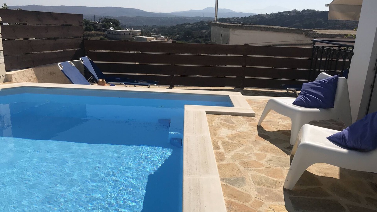 Kournas House | Maison Crétoise Avec Piscine Proche Plage vue mer
