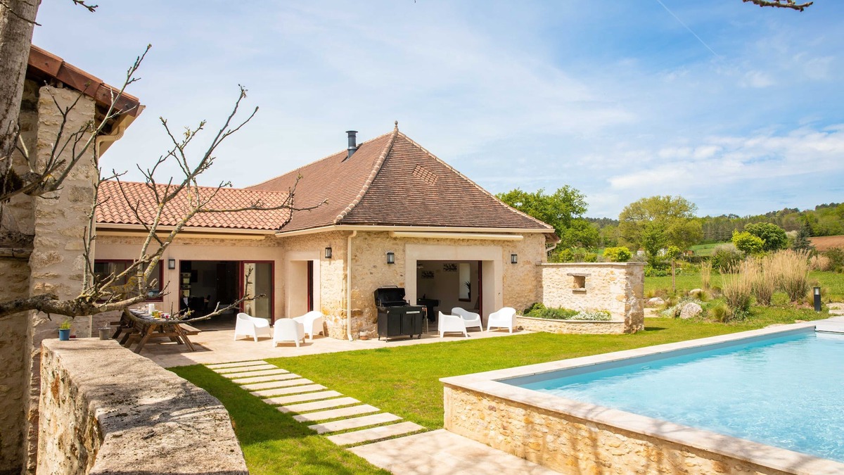 Le Change House | Maison de Famille Récemment Rénovée 8 Chambres, Piscine/spa/sauna