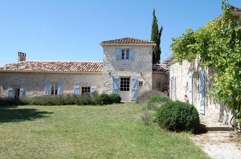 Touffailles House | Maison d'hôte Lapiade