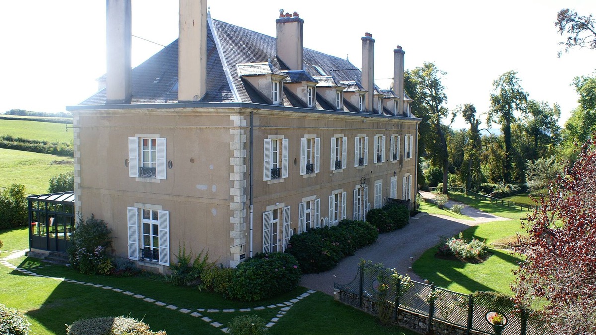 Etaule House | Maison d'Hôtes de Charme -PDJ offered - 20 to 26 people - possible up to 34