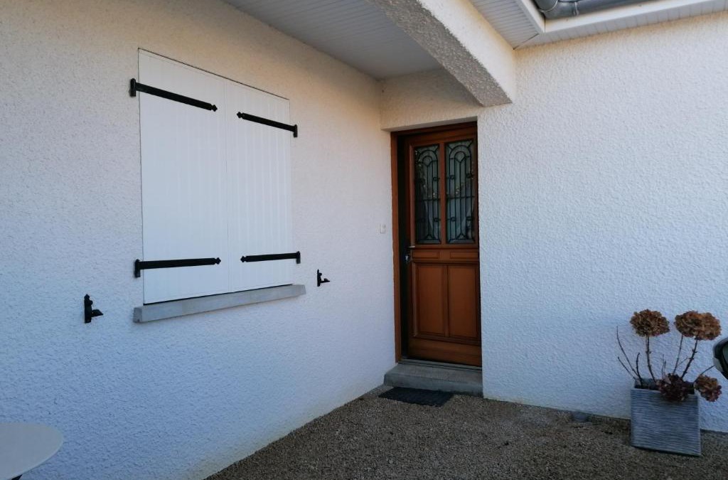 Saint-Julien-l'Ars House | maison d'hôtes