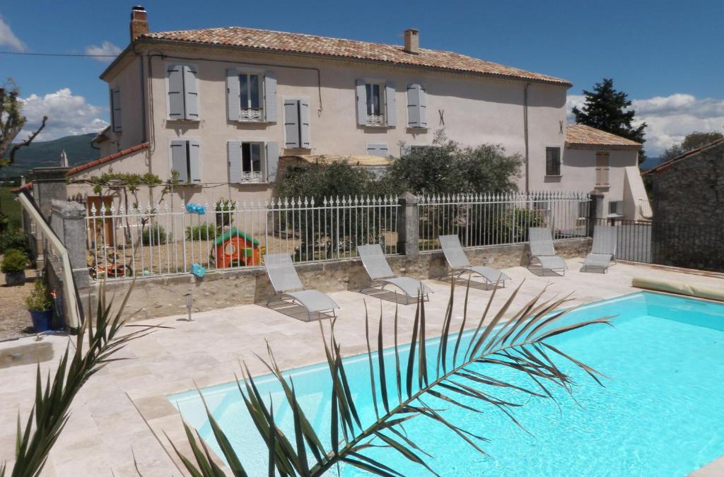 Montfort Bed & Breakfast | Maison d'hôtes Le Jas Vieux