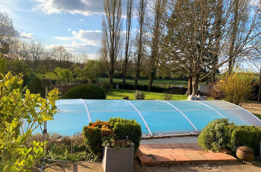 Touquin House | Maison d'une chambre avec piscine partagee jardin clos et wifi a Touquin