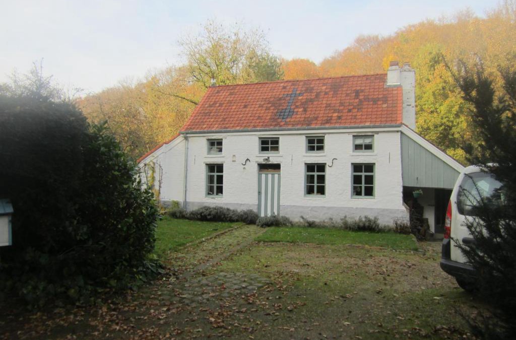 Court-Saint-Etienne House | Maison De Blanche Neige