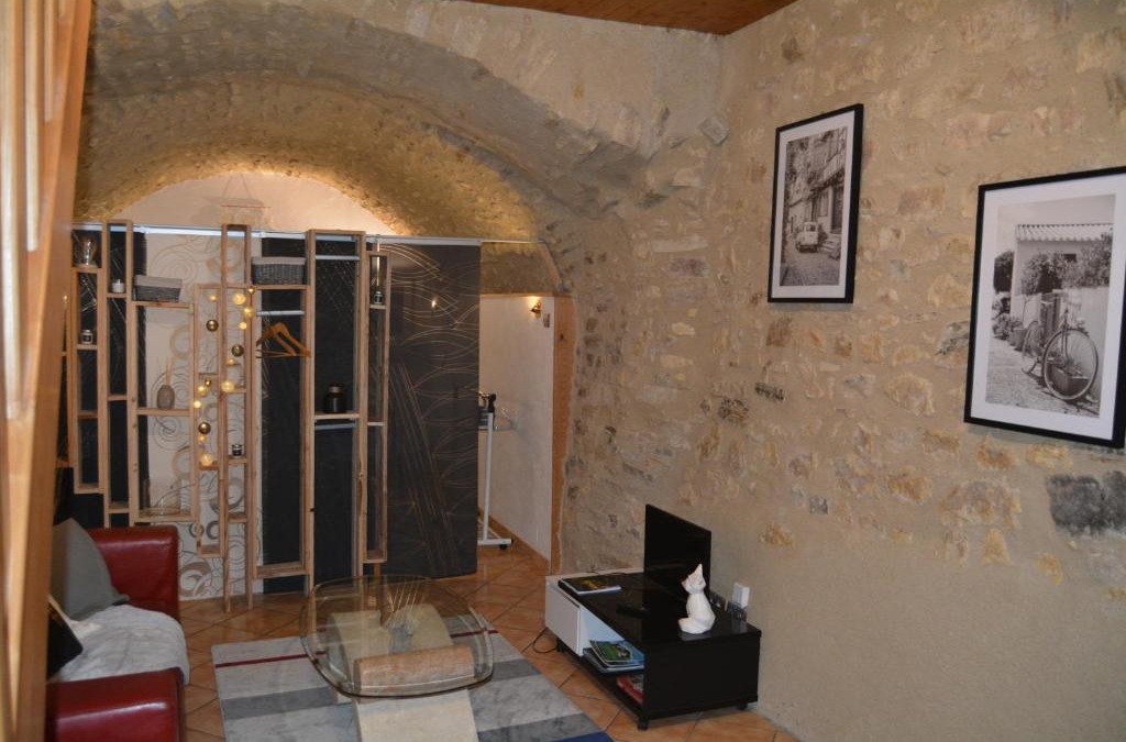 Saint-Maurice House | maison de bourg en pierre