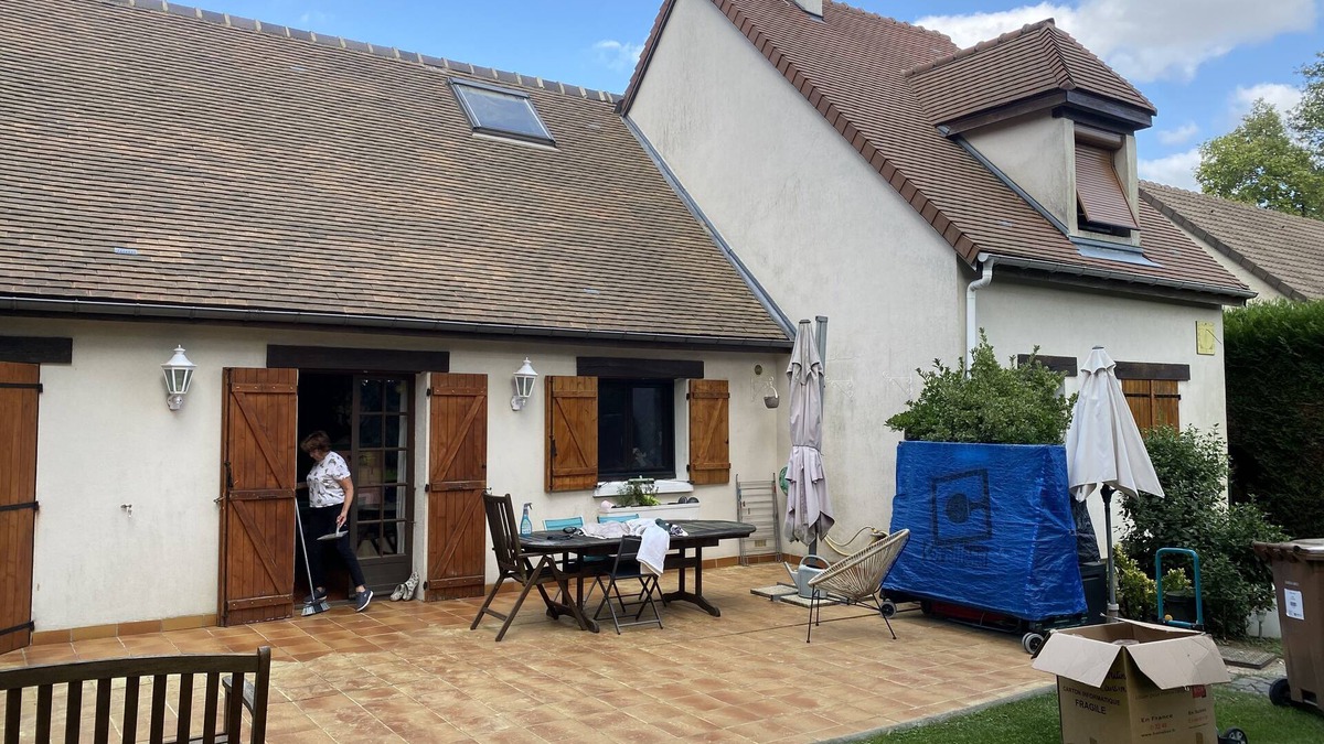 Saint-Remy-l'Honore House | Maison de Campagne Familiale Avec Grand Jardin et Espace jeu + BBQ