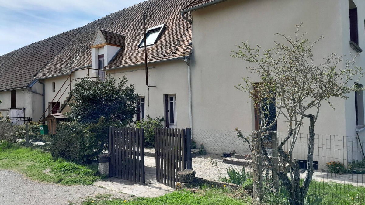 Archignat Other | Maison DE Campagne 10-12 Places Avec Étang
