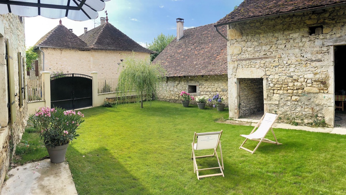 Lhuis Cottage | Maison de Campagne au Cœur du Bugey , Proche de la Via Rhona
