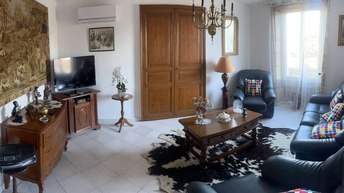 Ajat House | Maison de Campagne Dans un Petit Village du Périgord Proche de Lieux Historiques