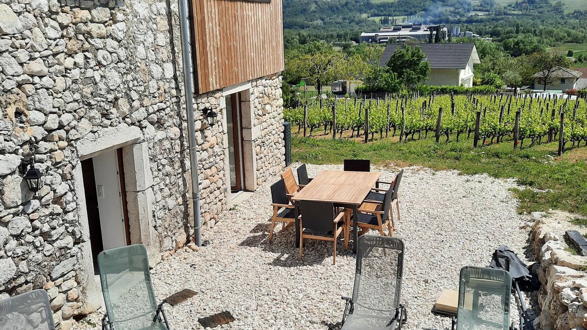 Anglefort House | Maison de Campagne Proche Viarhôna Avec Jacuzzi