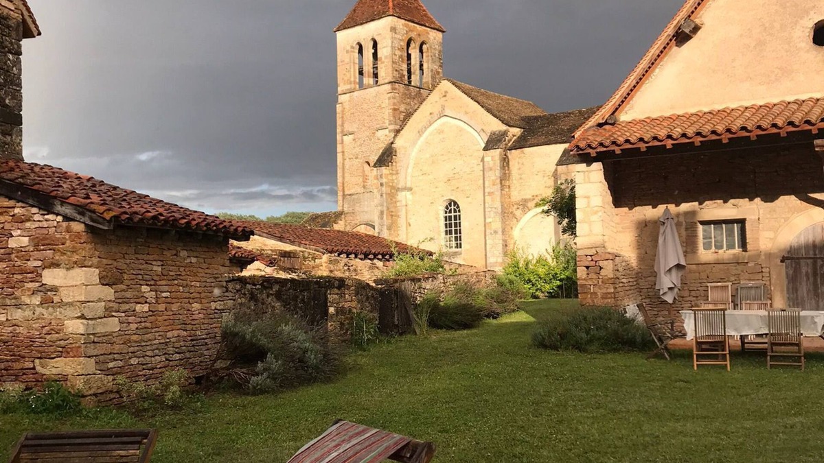 Chapaize House | Maison de Charme au Coeur de la Bourgogne, Idéale Pour des Vacances Avec Enfants