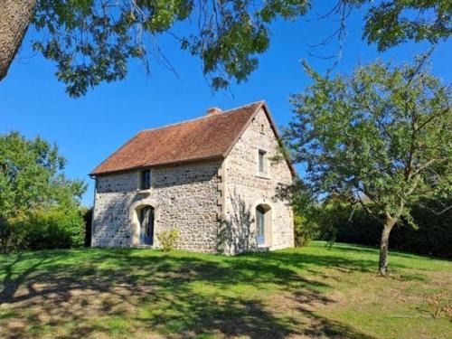 Autry-Issards House | Maison de Charme avec Jardin Privé et Randonnées, Idéale pour Familles et Cavaliers - FR-1-489-449