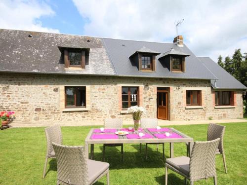Passais-Villages House | Maison de charme avec jardin et WIFI en Normandie - FR-1-497-238