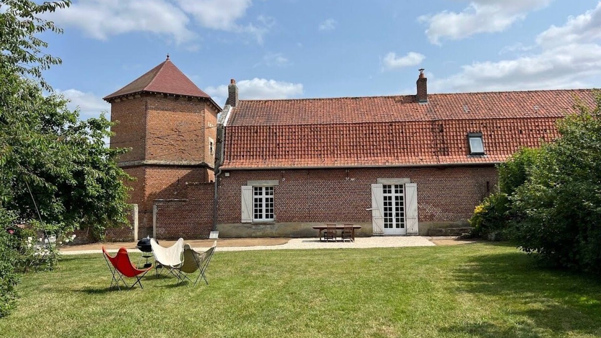 Beaucourt-en-Santerre House | Maison de la Distillerie. A la Campagne Entre Paris et Lille. Maison de Famille